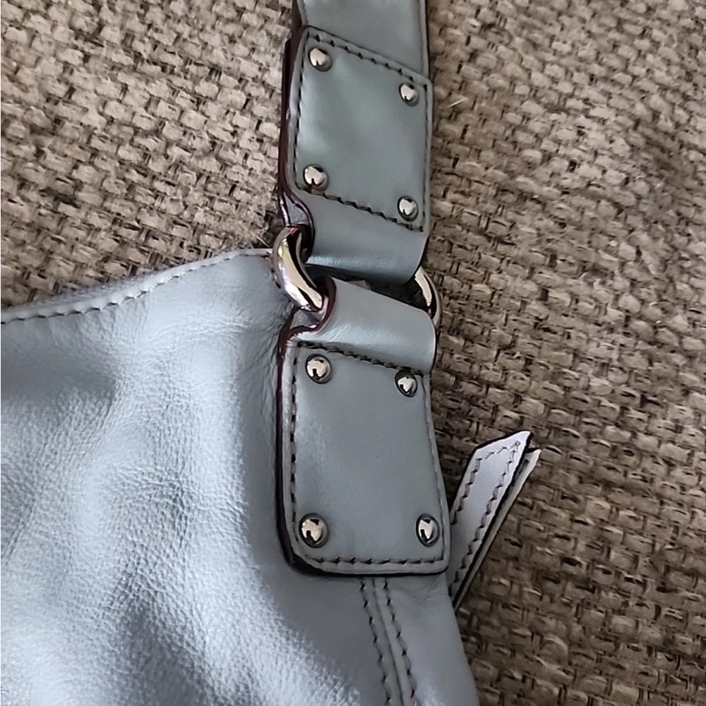 Tignanello Womens Real Leather Light Grayish Large Shoulder Bag - Picture 6 of 8